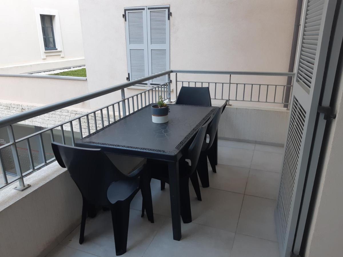 Appartement Proche Du Port De Bonifacio Bonifacio  Bagian luar foto